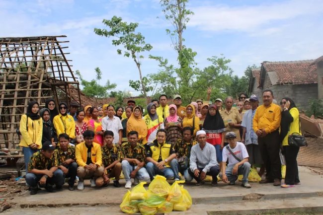 Golkar Bantu Korban Bencana, Ady Kriesna : Ini Kepedulian, Bukan Kepentingan