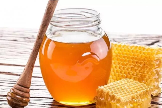 Bolehkah Penderita Diabetes Minum Madu? Simak Penjelasannya Berikut Ini