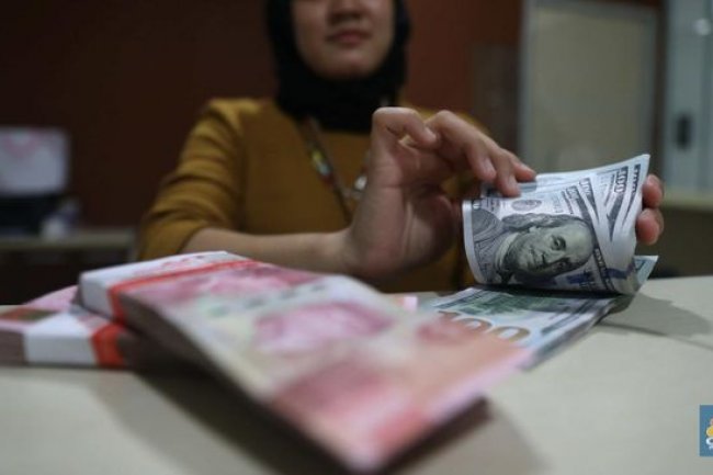 Investor Asing Borong Barang Rp7 Triliun, Rupiah Naik Tipis