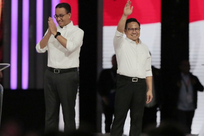 Kampanye di Sumbar, Anies Baswedan Kunjungi GOR Haji Agus Salim Komitmen Jadikan Stadion Bertaraf Internasional