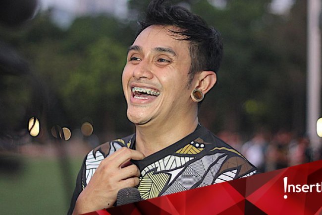 Gagal Lepas Status Duda Tahun Ini, Vicky Nitinegoro Buat Ibu Kecewa