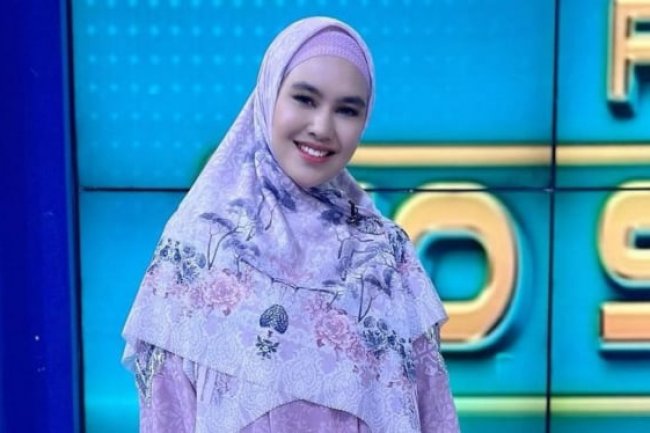 Kartika Putri Sedih, Foto-foto Masa Lalunya Tiba-tiba Tersebar