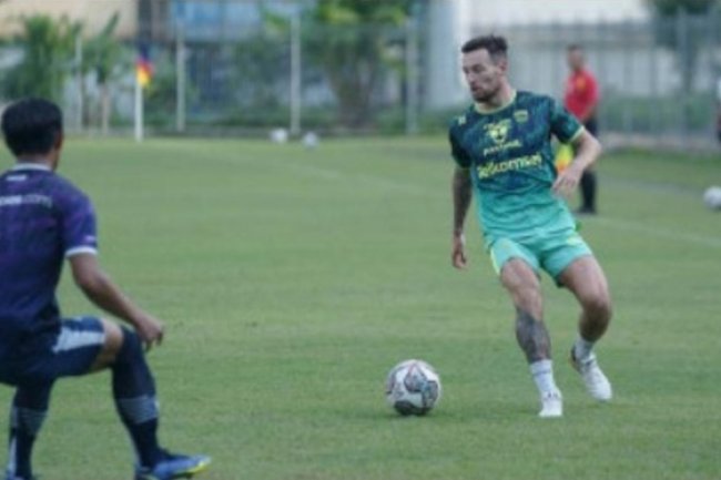 Marc Klok Putuskan Pamit dari Persib Usai Hadapi Persis Solo, Ada Apa?