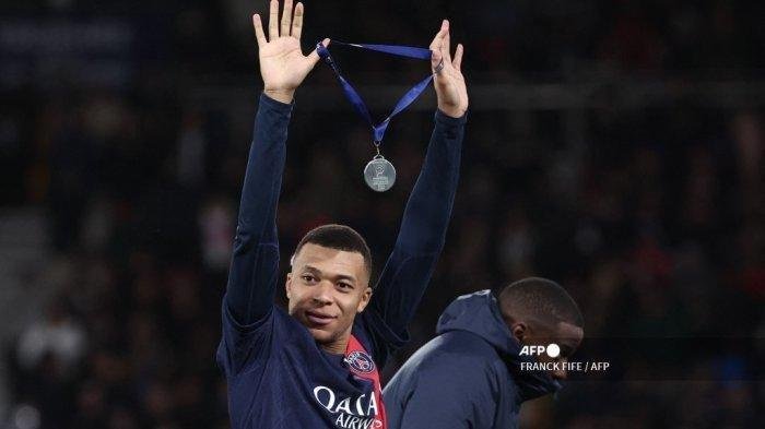 Usai Bawa PSG Juara Piala Champions Prancis, Kylian Mbappe Buka-bukaan Soal Masa Depan - tribunjatim-timur.com