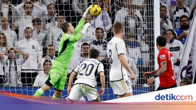 Tangguhnya Lini Belakang Madrid