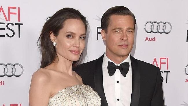 Curhat Angelina Jolie Usai Bercerai dengan Brad Pitt : "Tidak Mampu Hidup Lagi"