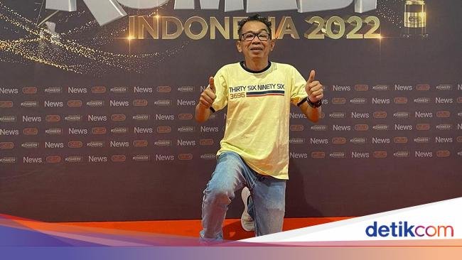 Jarwo Kwat Pusing hingga Tutup Komentar IG Usai Heboh Adegan Peluk Catheez