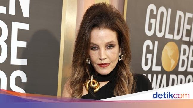 Buku Memoar Lisa Marie Presley Terbit Oktober, Digarap oleh Anak Sulungnya