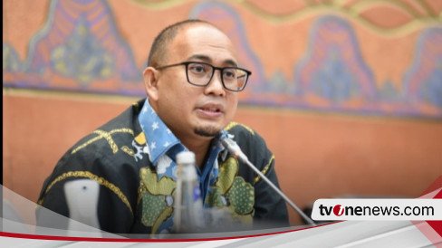 Viral Lagi Cuitan Andre Rosiade ke Jokowi Tanya Mobil Esemka Kok Mirip dengan Produk Asal China, Netizen: Potret Masa Lalu