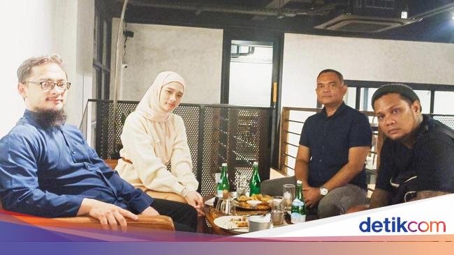 Inara Rusli Bertemu dengan Virgoun, Berharap Tak Ada Lagi Kisruh dan Damai