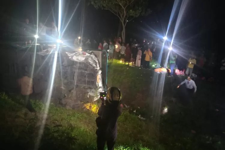 Ini Kronologis Peristiwa Kecelakaan Rombongan Bus SMAN 1 Sidoarjo yang Akibatkan Satu Guru Tewas di Tol Ngawi