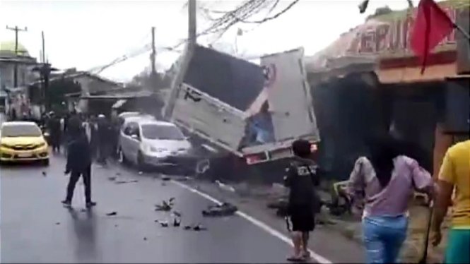 Kecelakaan Beruntun di Bogor, 9 Kendaraan Hancur