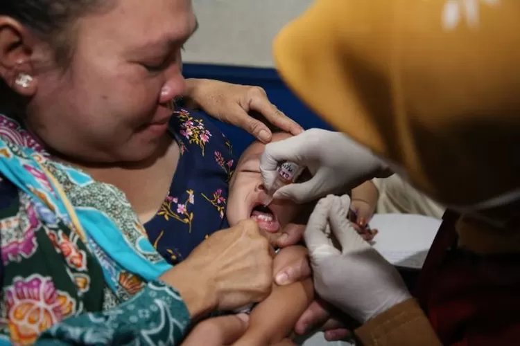 Putaran Pertama Imunisasi Sub PIN Polio di Surabaya Capai 103,64 Persen