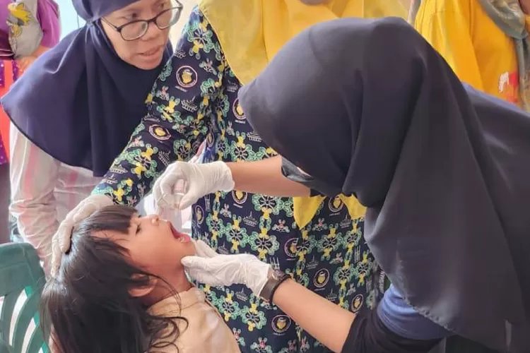 Virus Polio Tipe 2 Sudah Berkeliaran, Kemkes Optimis Sub PIN Pertama Sukses