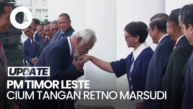 Momen PM Timor Leste Cium Tangan Menlu Retno Saat Kunjungan ke Istana Bogor
