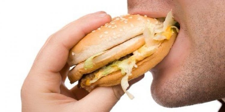 Ini Cara Hilangkan Kebiasaan Makan Junk Food