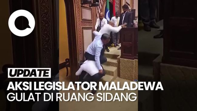 Momen Legislator Maladewa Malah Bergulat di Ruang Sidang