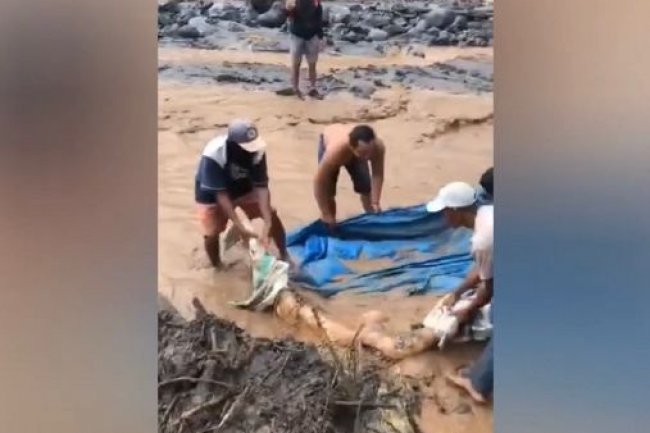 Terseret Banjir Lahar Semeru Sejauh 7 Km, Penambang Pasir Ditemukan Tewas