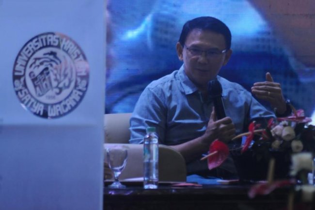 Peristiwa Politik Kemarin, Ahok Mundur dan Ramai-Ramai Klarifikasi Bantuan Pangan