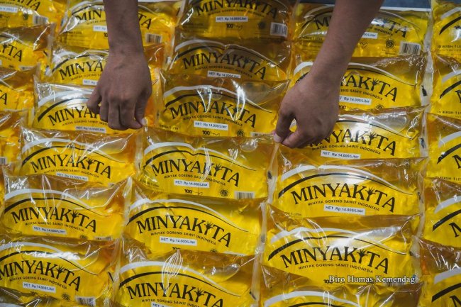Harga Minyak Goreng Merangkak Naik, Menunggu Solusi Masa Kontestasi