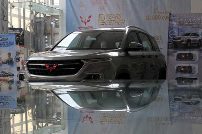 Airlangga Sebut Penjualan Mobil Bisa Tembus 2 Juta Unit, Asalkan…