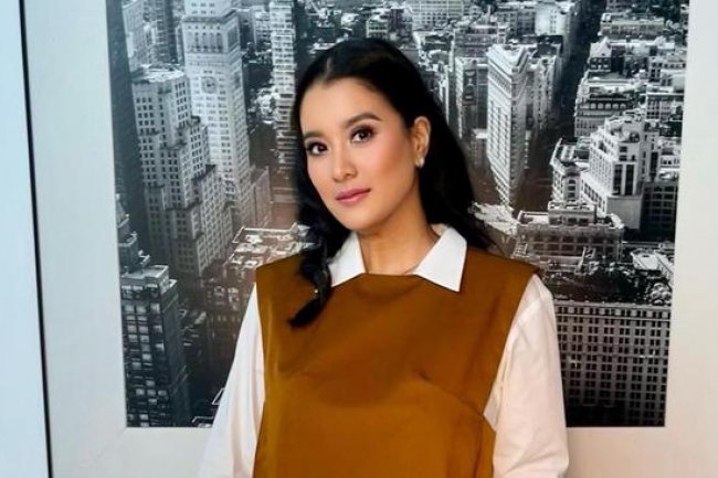 4 Rahasia Cantik dan Awet Muda Marcella Zalianty di Usia 43 Tahun, Kamu Bisa Ikut Terapkan!