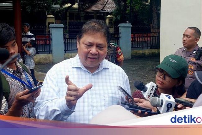 Stok Beras Langka, Airlangga Tegaskan Bukan Karena Bansos