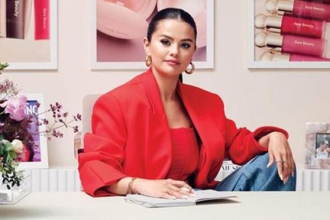 Selena Gomez Banjir Kritik dari Fans Kpop Gegara Foto, Mengapa?
