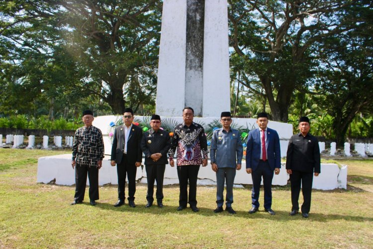 Berita Kota Makassar | Wakil Ketua DPRD Sulbar Peringati Peristiwa Panyapuang Penduduk Sipil di Desa Galung Lombok