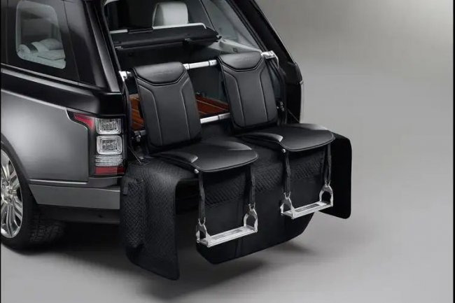 10 Fitur Nyeleneh Ini Pernah Ditawarkan Pabrikan Otomotif