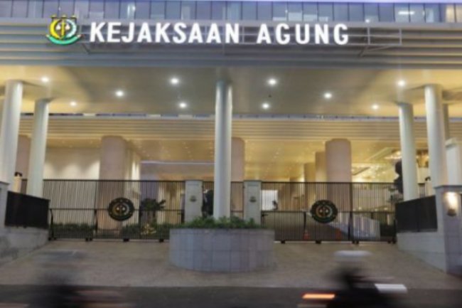 Komisi Kejaksaan Nilai Kejagung Perlu Periksa Mendag Lainnya Terkait Kasus Importasi Gula