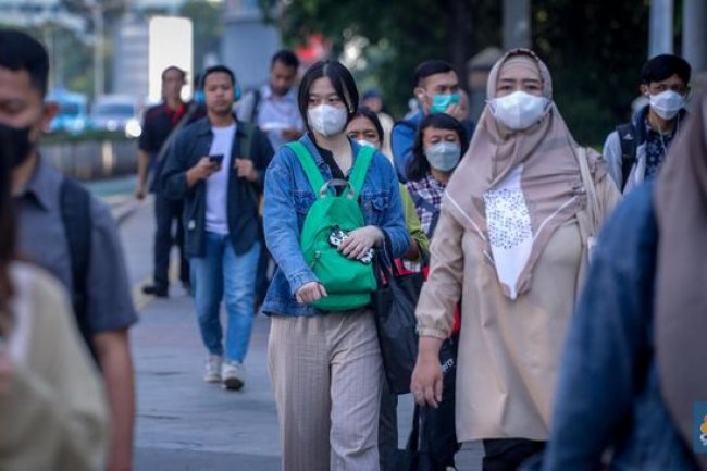 Cari Kerja Susah & Gaji Kecil, Jangan Mimpi Ekonomi RI Tumbuh 8%!