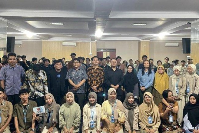 Himpunan Mahasiswa Teknologi Informasi Gelar Festival TechTonic Expo 2024