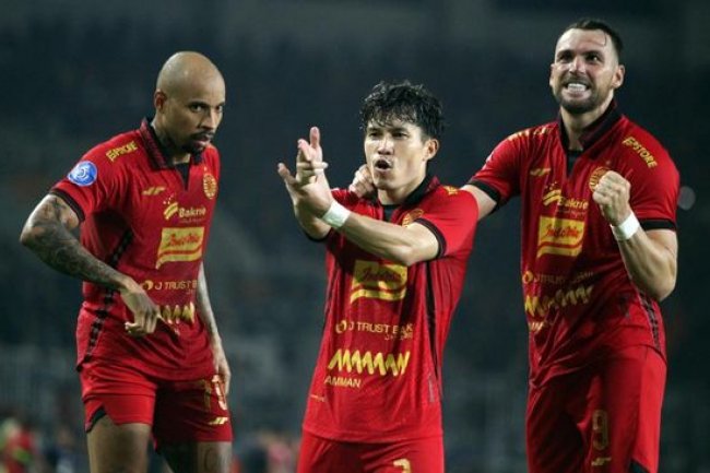 FOTO: Persija Mengamuk, Hajar Madura United 4-1