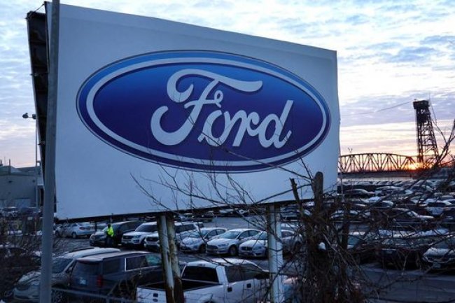 Prabowo Bidik Ford dan VW untuk Berinvestasi di RI