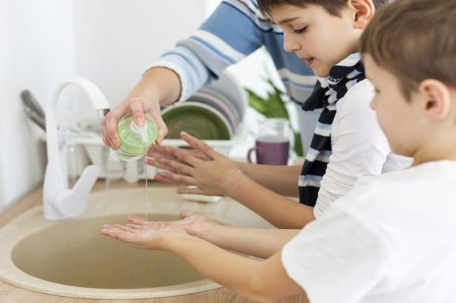 Kemenkes Paparkan Langkah Pencegahan dan Pengobatan Flu Singapura