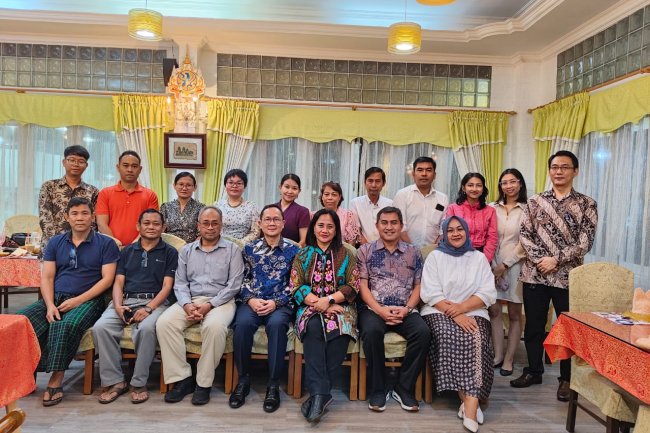 UGM Sosialisasi Prodi Internasional ke KBRI Yangon dan Universitas Yangon Myanmar