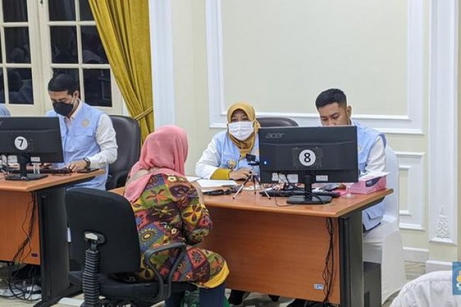 Hari Pertama Lapor Mas Wapres, Ada Warga Curhat Ijazah Anak Hingga KJP