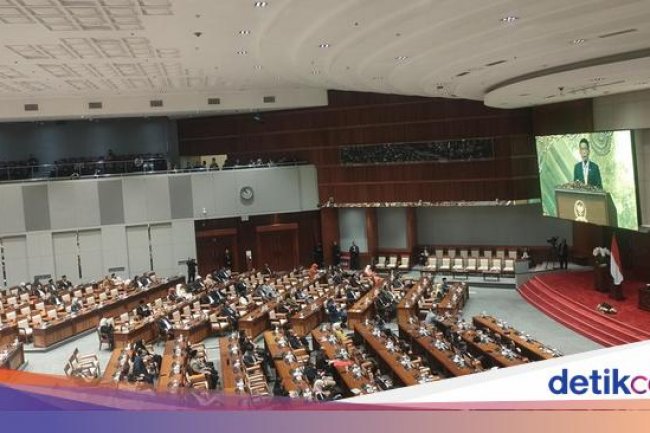 DPR Gelar Paripurna Keputusan Revisi UU DKJ Jadi Usul Inisiatif Hari Ini