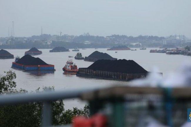 Wow, China Makan Setengah Produksi Batu Bara Dunia