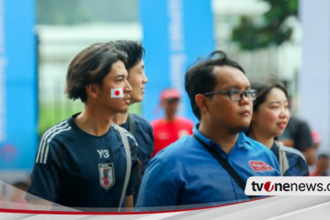 Usai Menggulung Timnas Indonesia, Suporter Jepang Viral Karena Lakukan Hal Ini di SUGBK