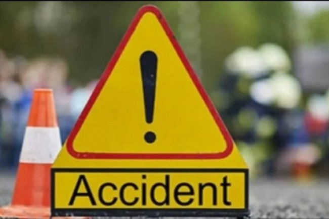 Bawa Anak, Emak-emak di Jombang Tewas Terlindas Truk