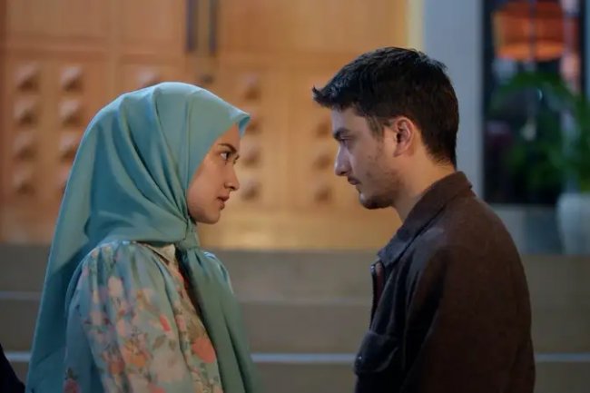 Sinopsis Film Pantaskah Aku Berhijab, Perjalanan Spiritual Muslimah