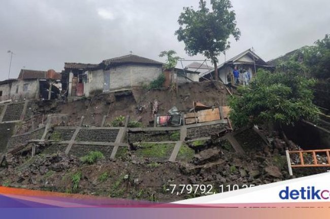 Talut 40 Meter di Kali Winongo Jogja Longsor, 3 Rumah Terancam