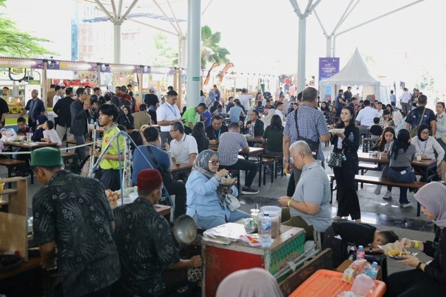 Wisata Kuliner di Pameran Otomotif, Emang Bisa? GJAW 2024 Hadirkan Pojok Kuliner yang Ga Cuma Makanan Lokal