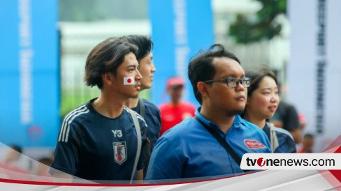 Usai Menggulung Timnas Indonesia, Suporter Jepang Viral Karena Lakukan Hal Ini di SUGBK