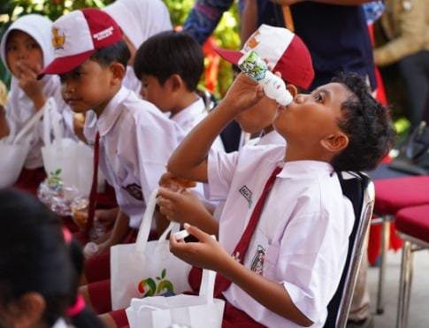 Begini Cara Pj Wali Kota Batu Merespons Peristiwa Buang-buang Susu Segar di Beberapa Daerah