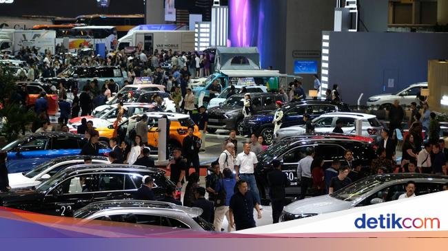 Industri Otomotif Babak Belur, Pemerintah Siapkan Insentif