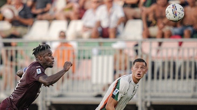 Serie A, Vanezia Takluk dari Lecce dengan Skor 0-1