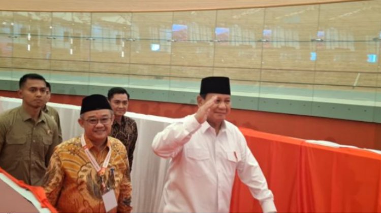 Sebulan Memimpin, Prabowo Sebut Kabinet Merah Putih Kompak Bak Tim Sepak Bola